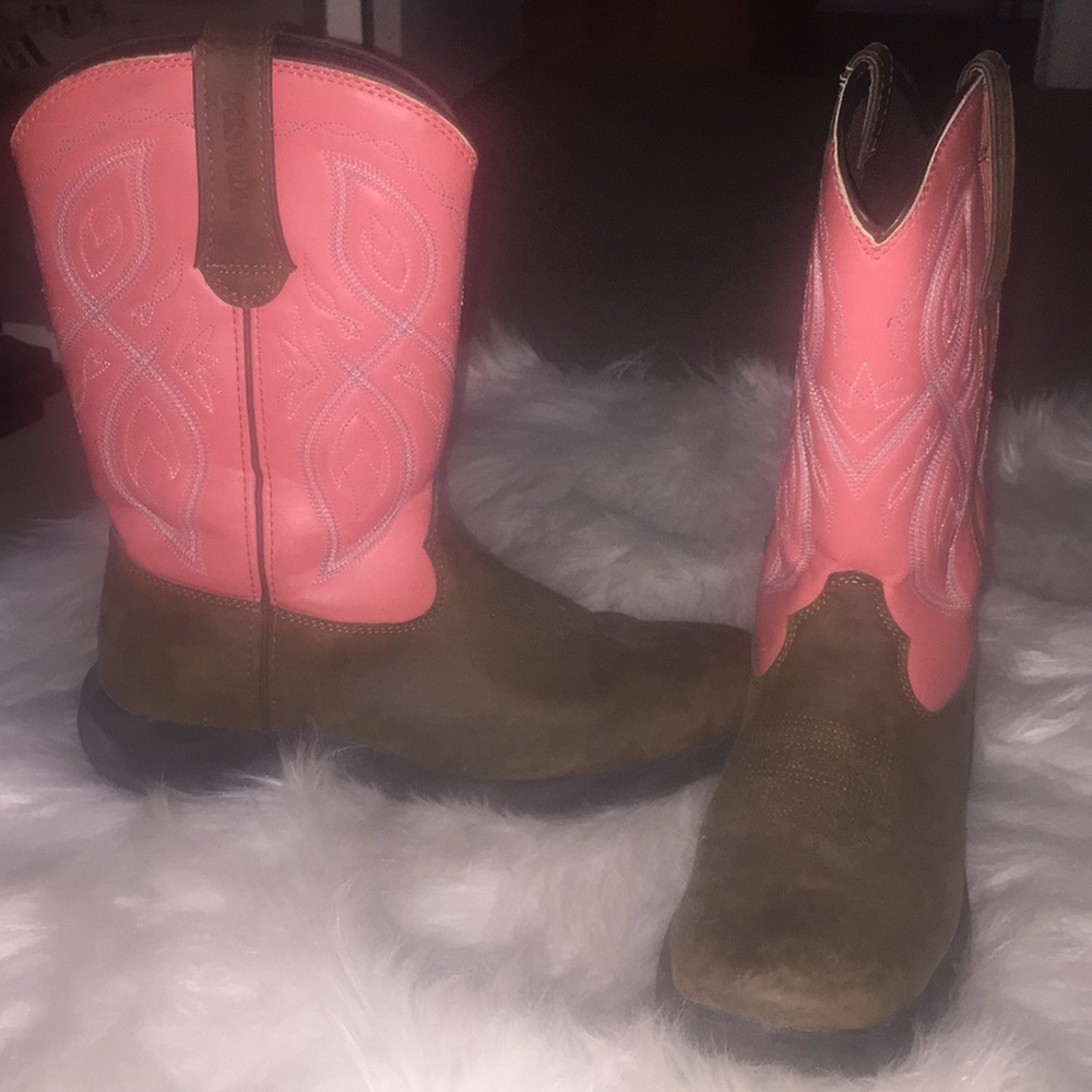 Pink cowgirl boots